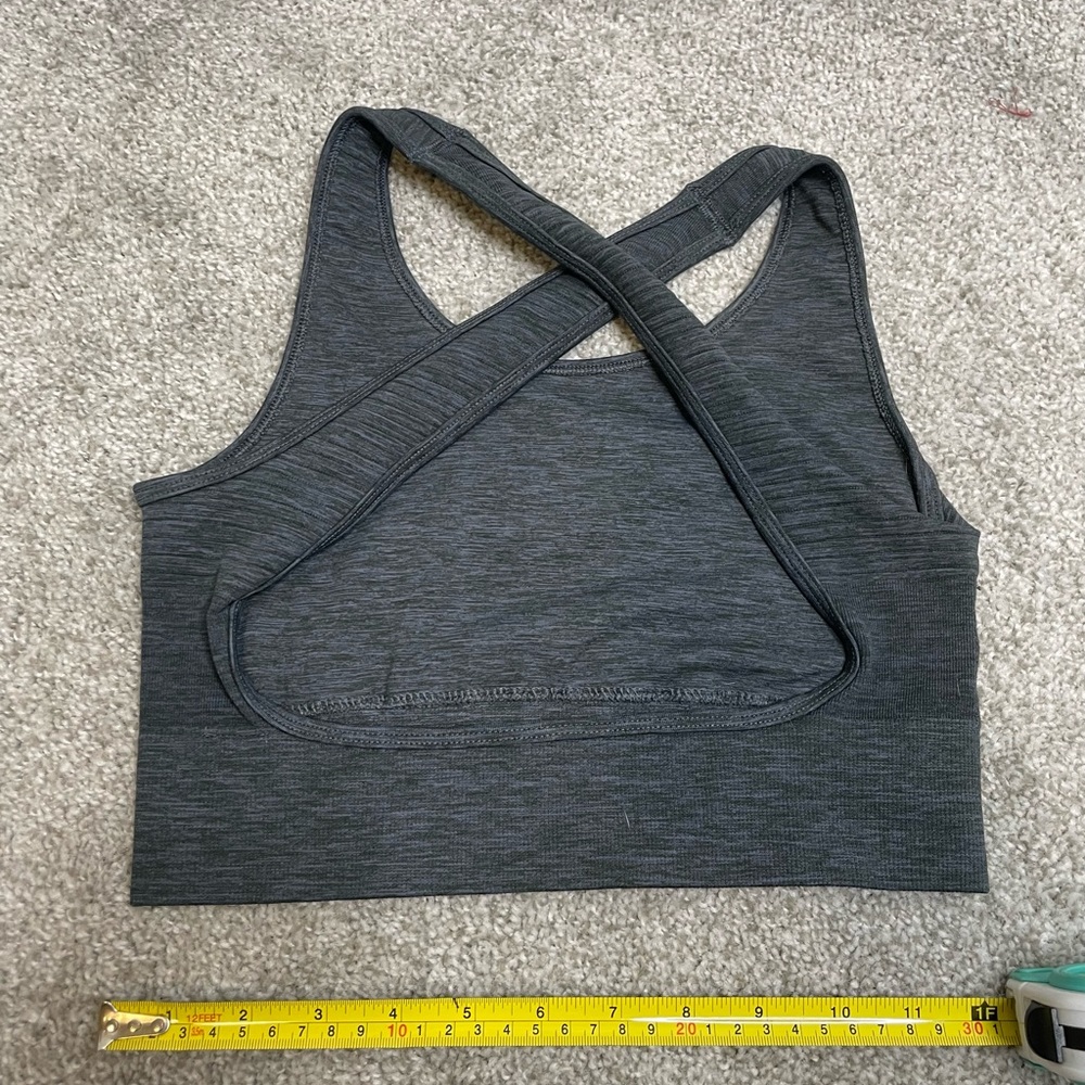 Alphalete vault bra